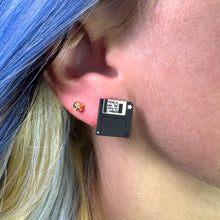 Load image into Gallery viewer, Floppy Disk Earrings